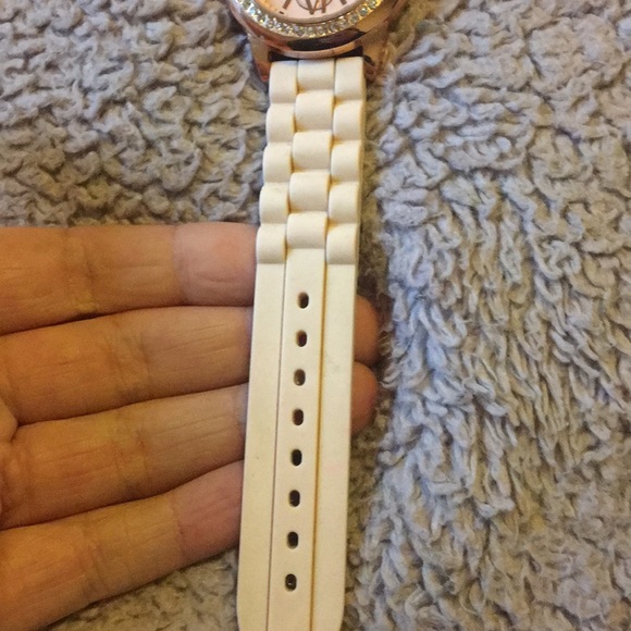 Charlotte Russe watch - Picture 4 of 6